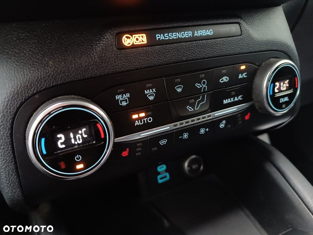 Ford Kuga 1.5 EcoBoost FWD Titanium X - 25