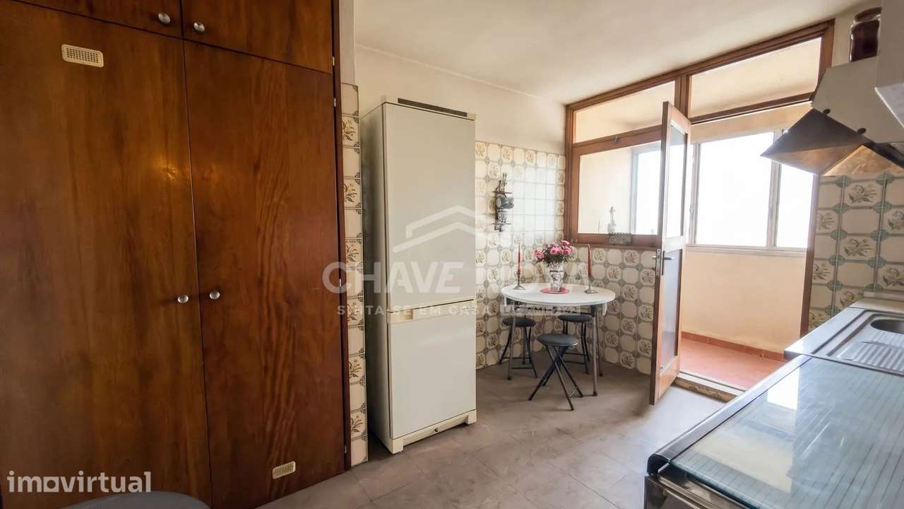 Apartamento T2 c/Vista de Mar e Lugar de Garagem em Ramalde - Grande imagem: 3/27