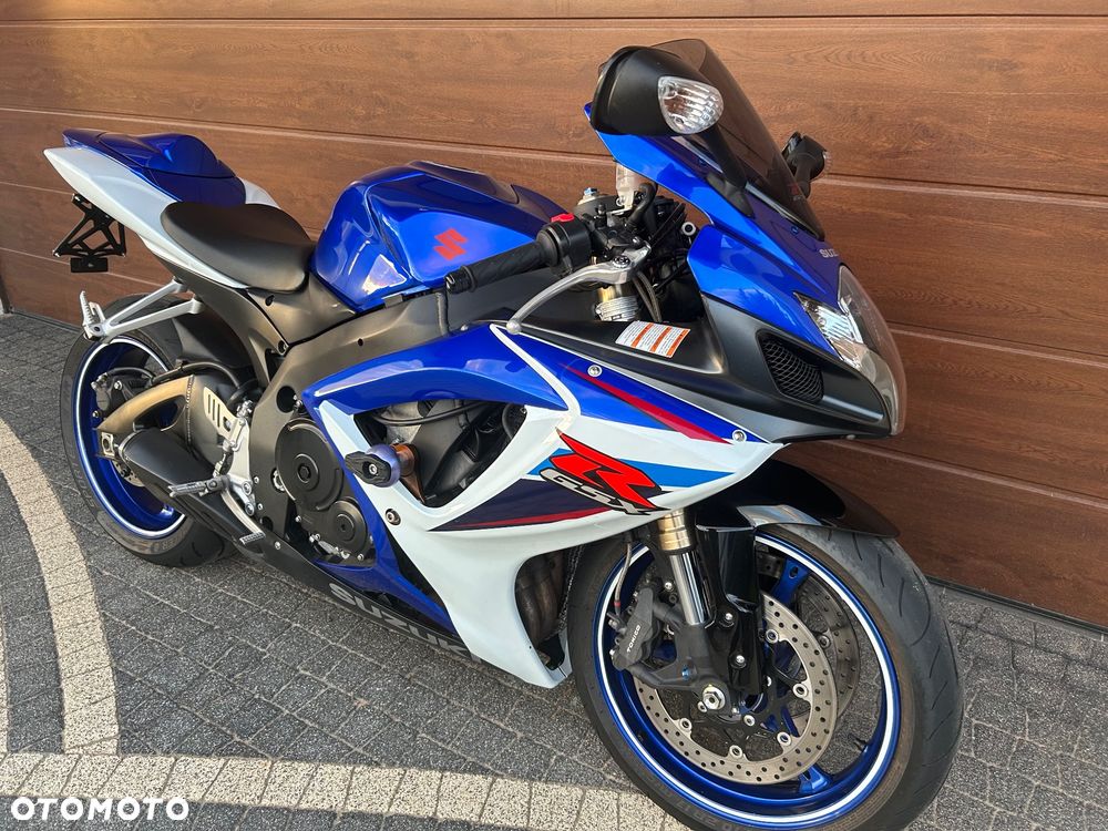 Suzuki GSX-R - 16