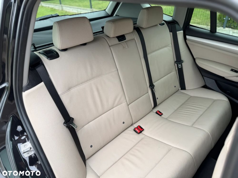 BMW X3 xDrive20d - 33