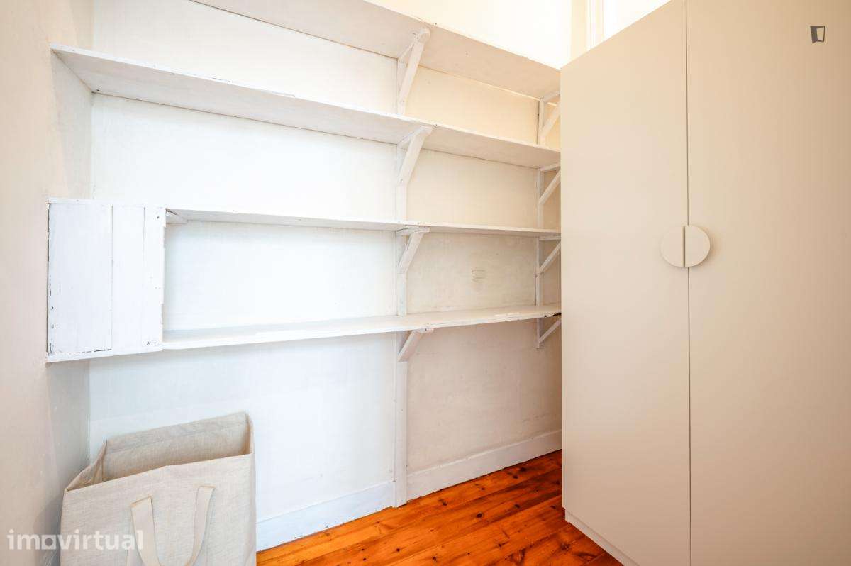 Quarto - localizado em Campo de Ourique Lisbon - Grande imagem: 4/17