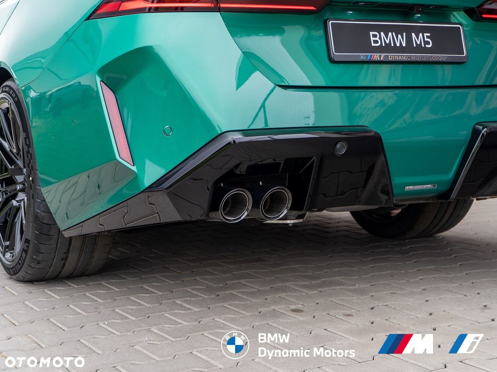 BMW M5 xDrive - 16