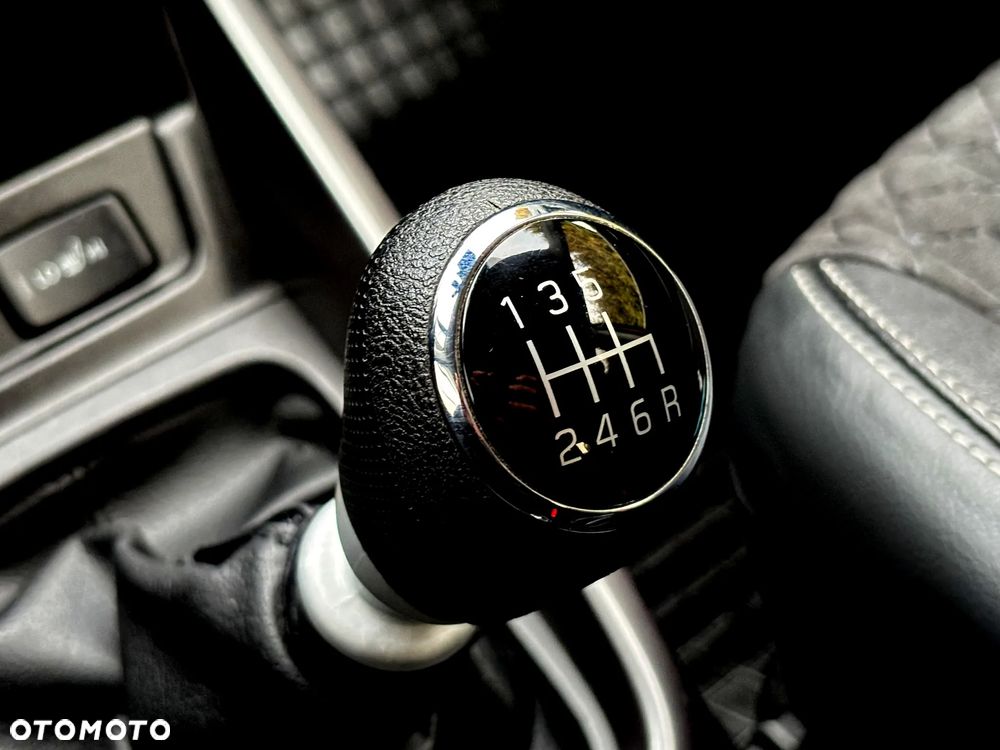 Suzuki Vitara 1.4 Boosterjet Allgrip Comfort+ - 23