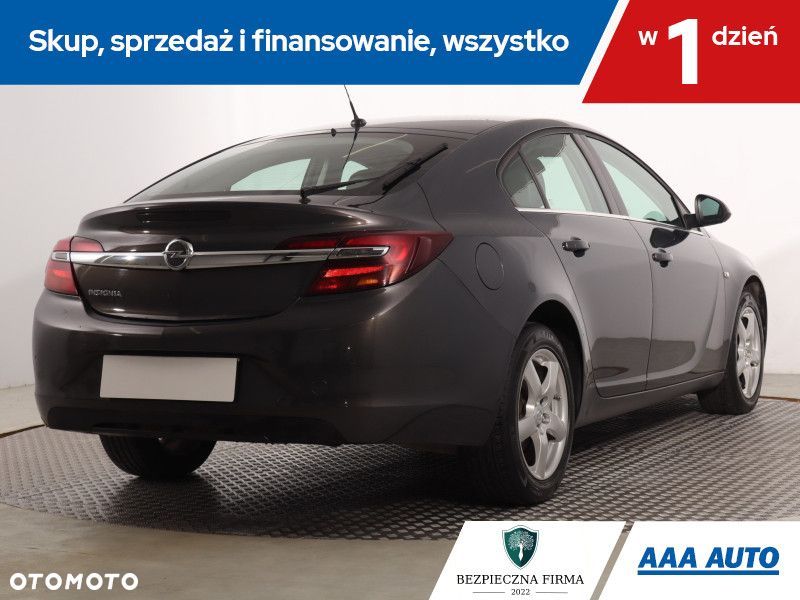 Opel Insignia - 7