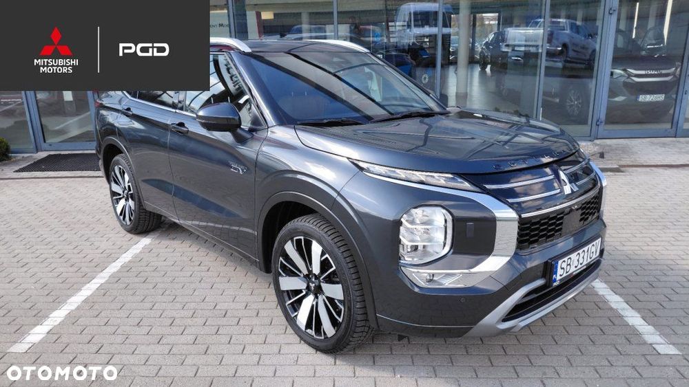 Mitsubishi Outlander - 1