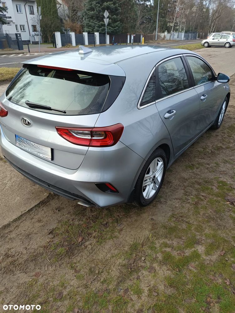 Kia Ceed 1.0 T-GDI M - 2