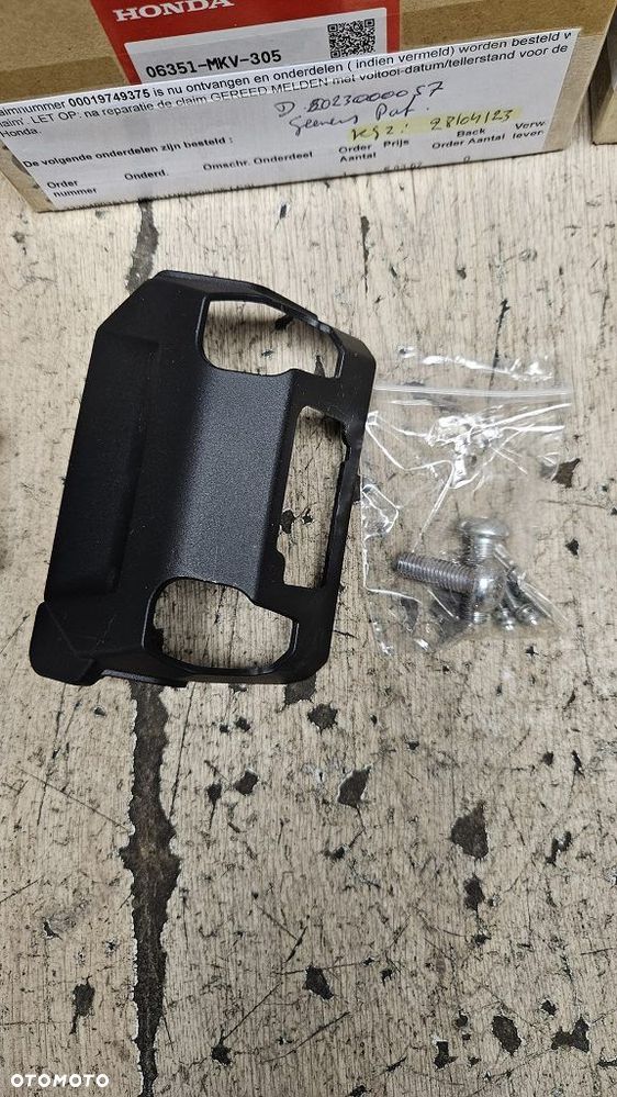 Blokada kierownicy Honda X-ADV 750 Forza  06351-MKV-305 - 3