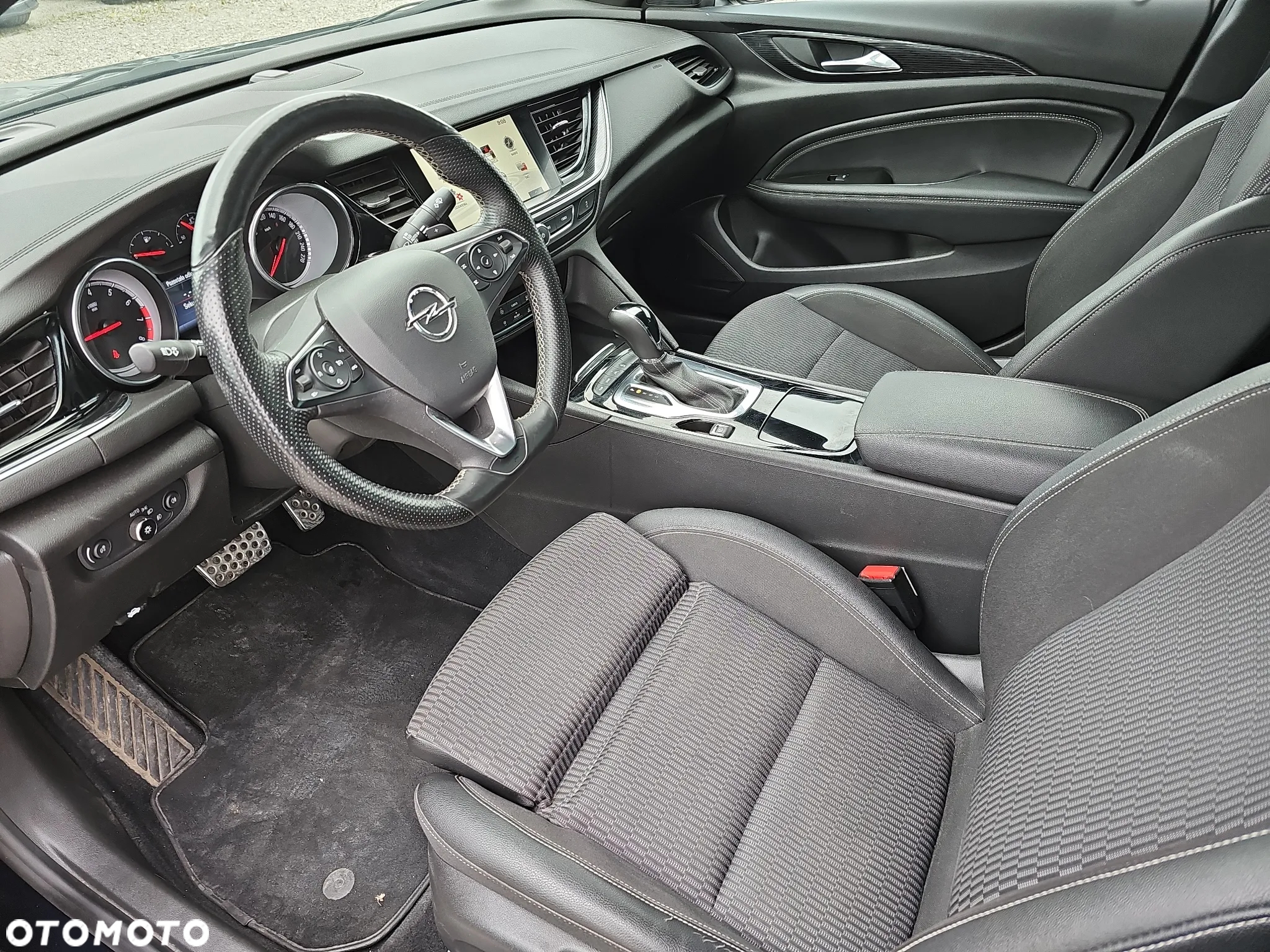 Opel Insignia 2.0 T 4x4 Innovation S&S - 10