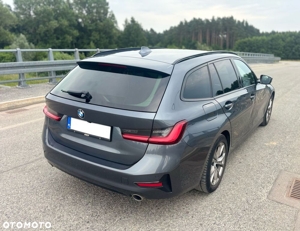 BMW Seria 3 318d Sport Line Shadow - 10