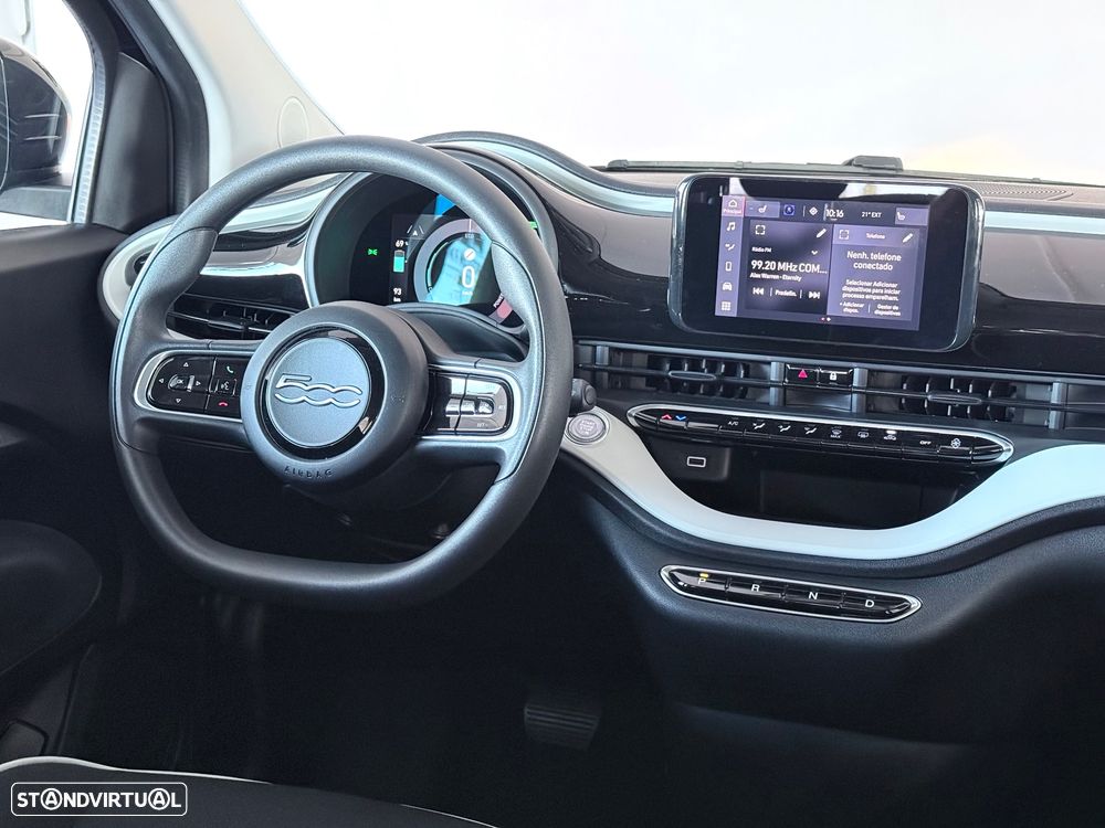 Fiat 500e Action - 12
