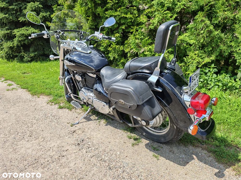Suzuki Boulevard - 4