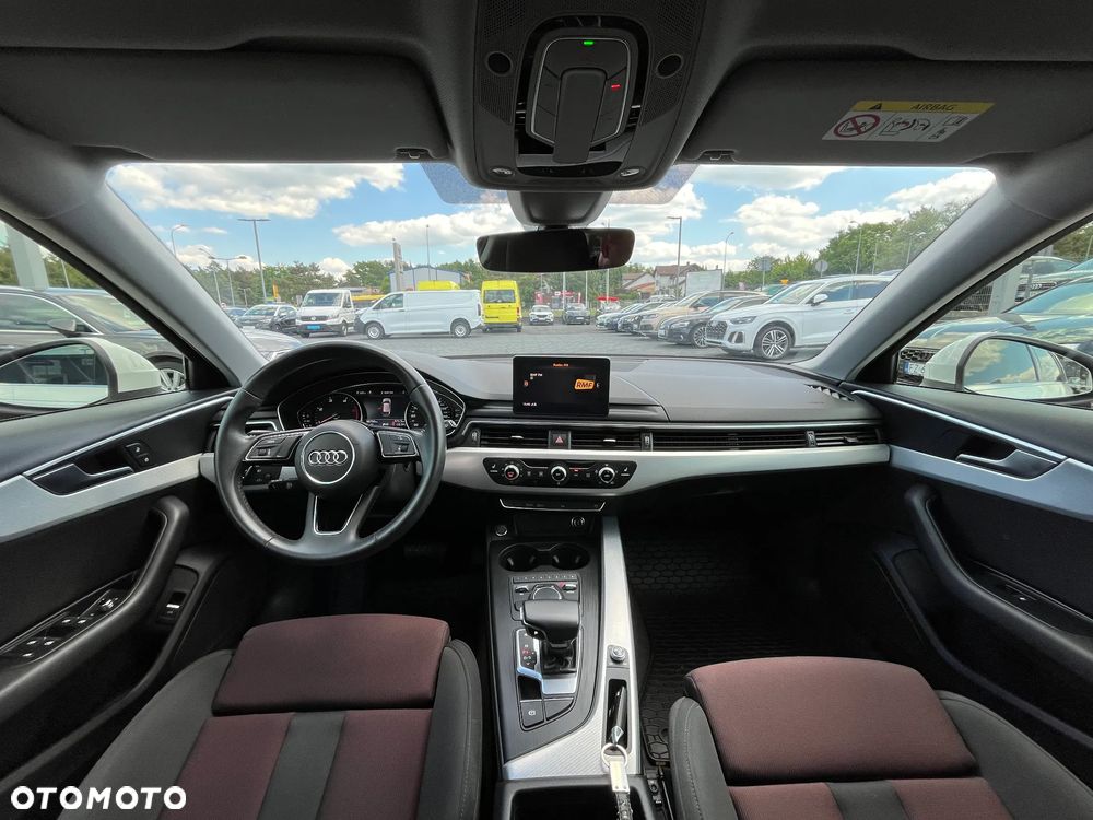 Audi A4 Avant 35 TDI Sport S tronic - 15