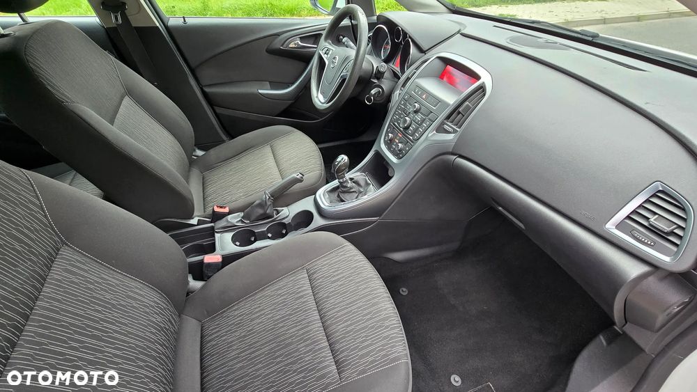 Opel Astra 1.4 ecoFLEX - 14
