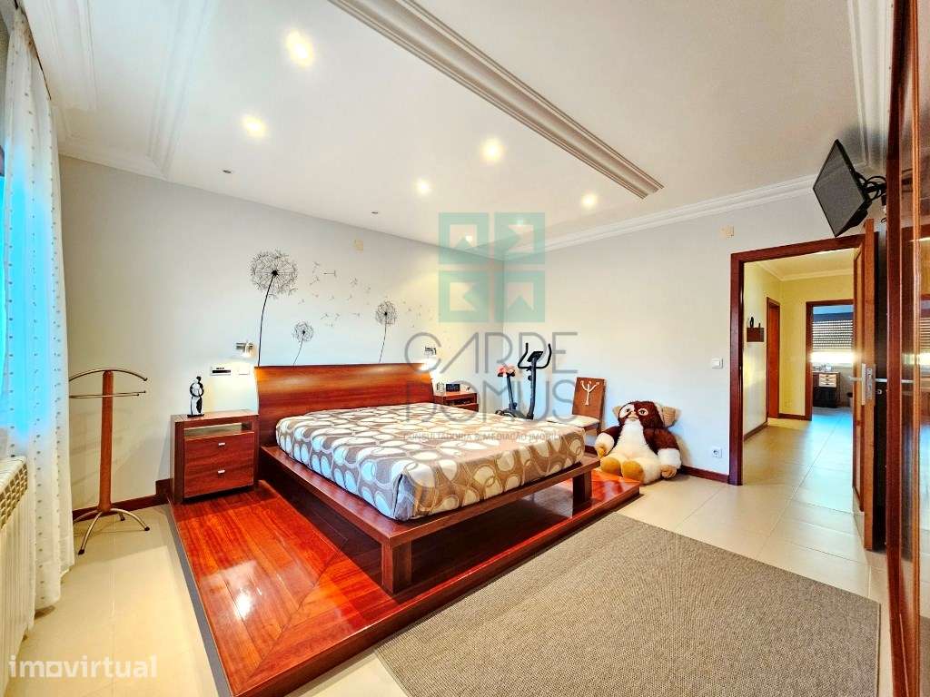 Excelente moradia T4 + 1 com piscina e jardins na Serra Del Rei, Pe... - Grande imagem: 5/60