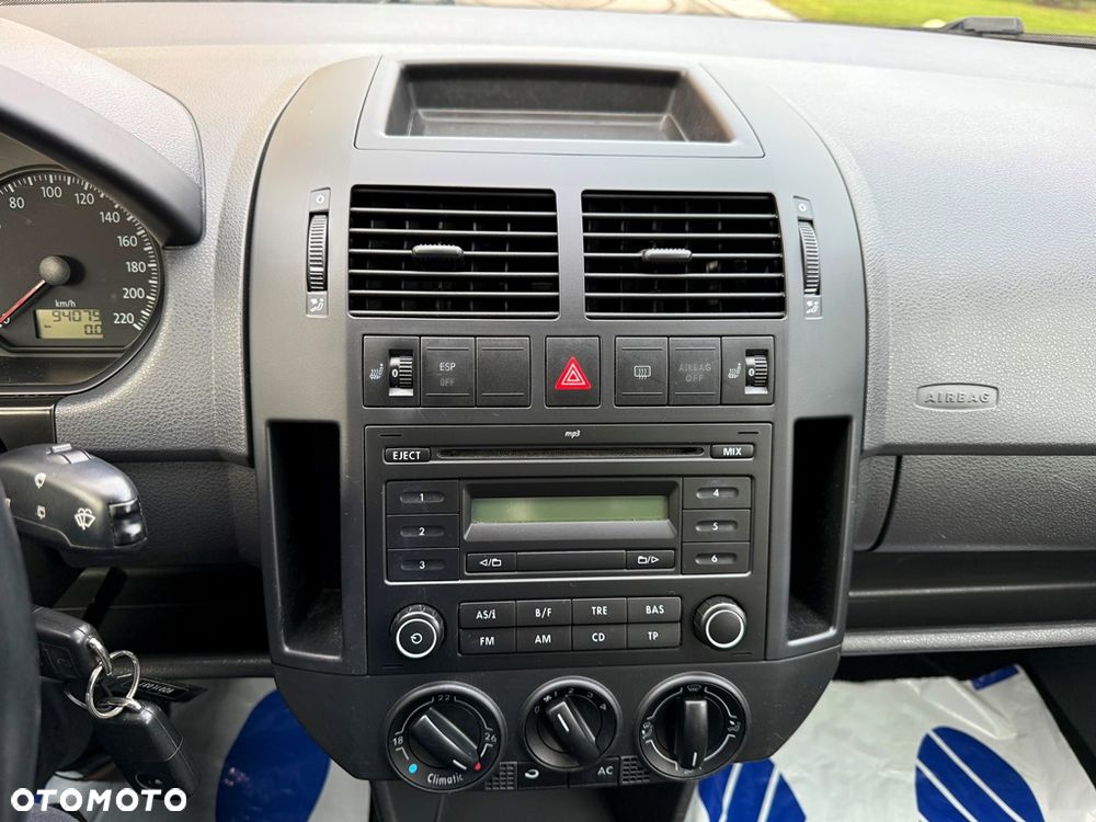 Volkswagen Polo 1.2 Trendline - 29