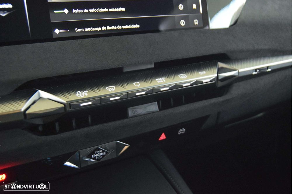 DS DS4 Crossback - 29