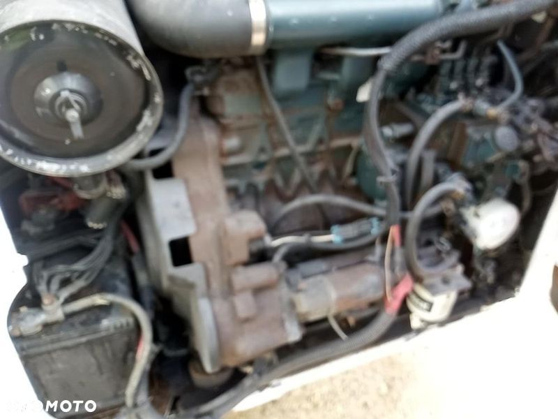 Bobcat S130 Mini ładowarka - 6