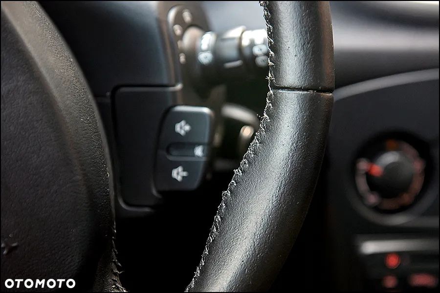 Renault Clio - 19