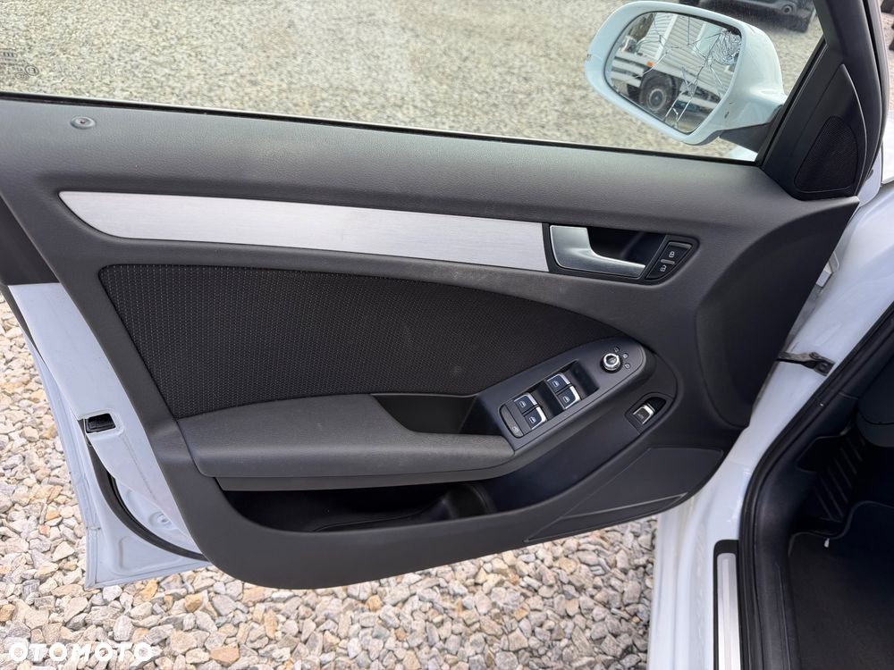 Audi A4 Limousine 2.0 TFSI quattro S tronic S line Sportpaket - 18