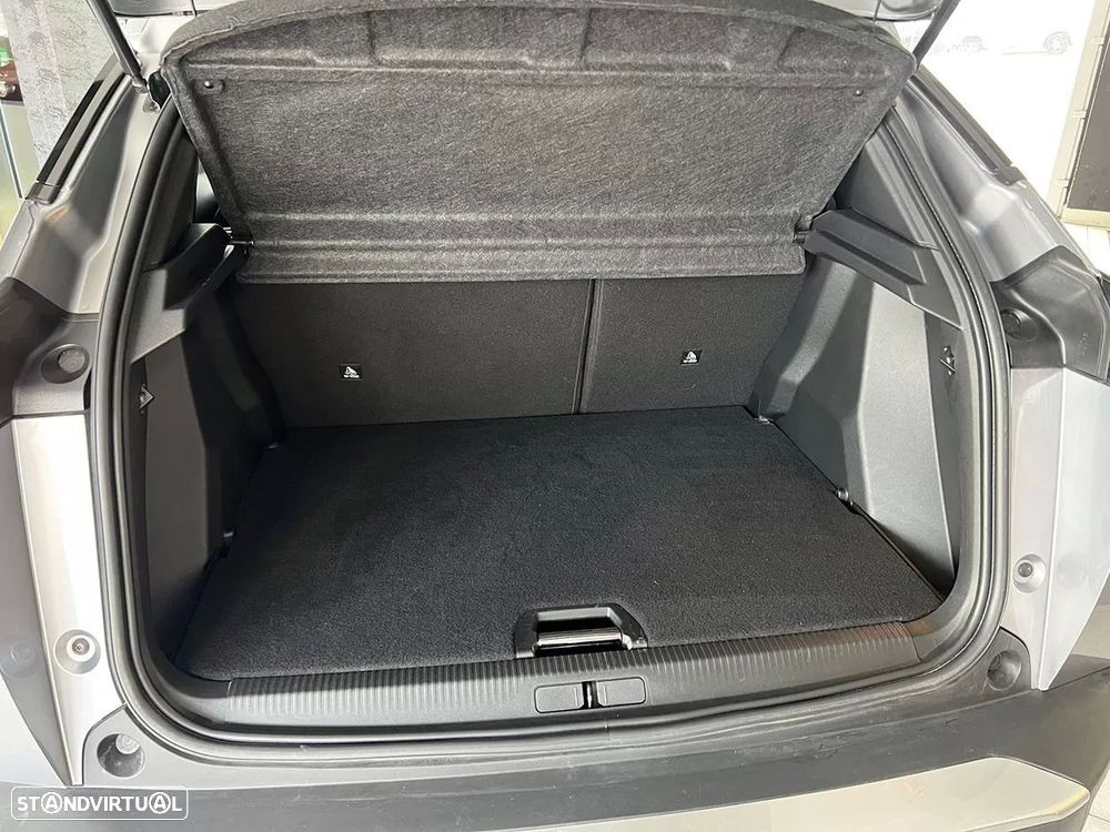 Peugeot e-2008 50 kWh Allure - 24