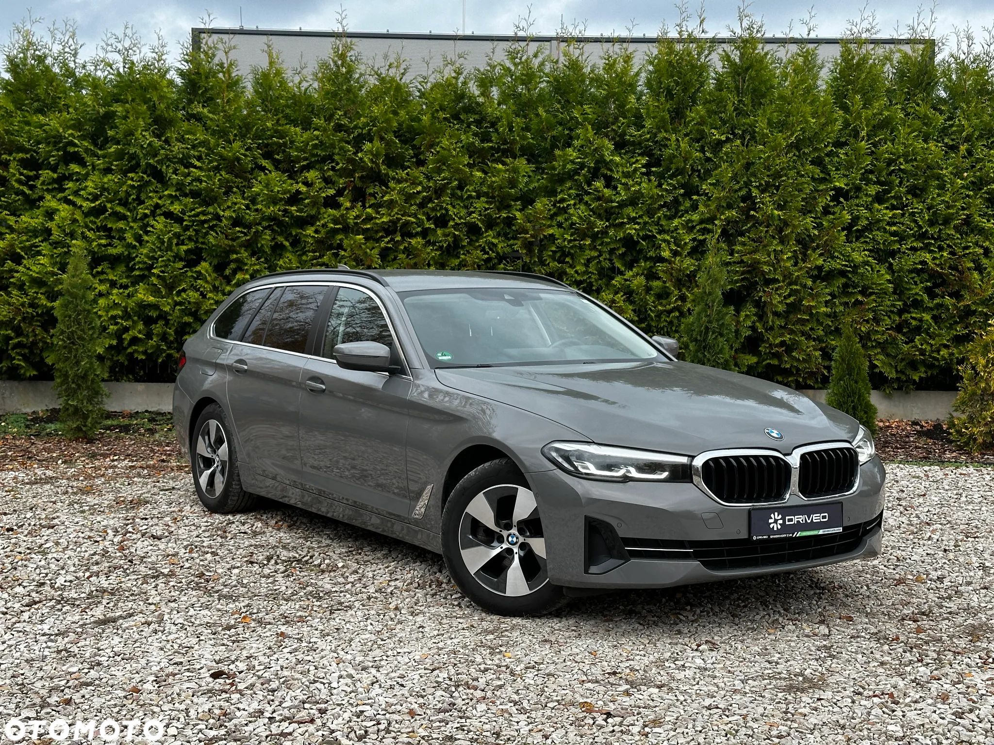 BMW Seria 5 520d Touring - 1
