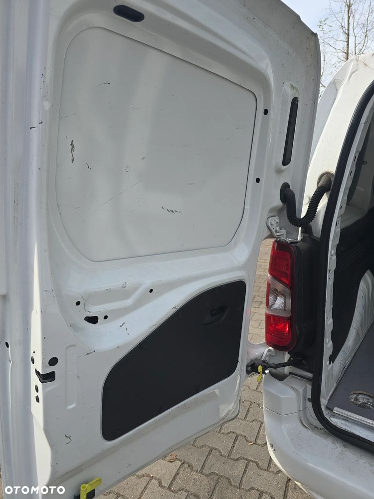 Opel COMBO Cargo Maxi L2 - 8