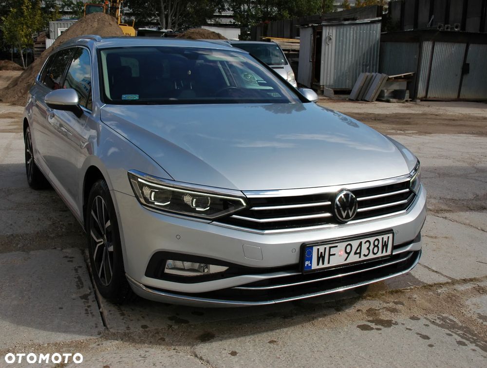 Volkswagen Passat - 32