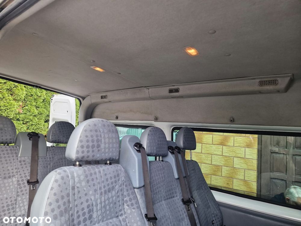 Ford Transit - 20