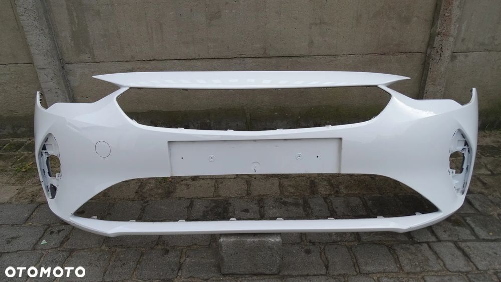 OPEL CORSA F - zderzak przedni