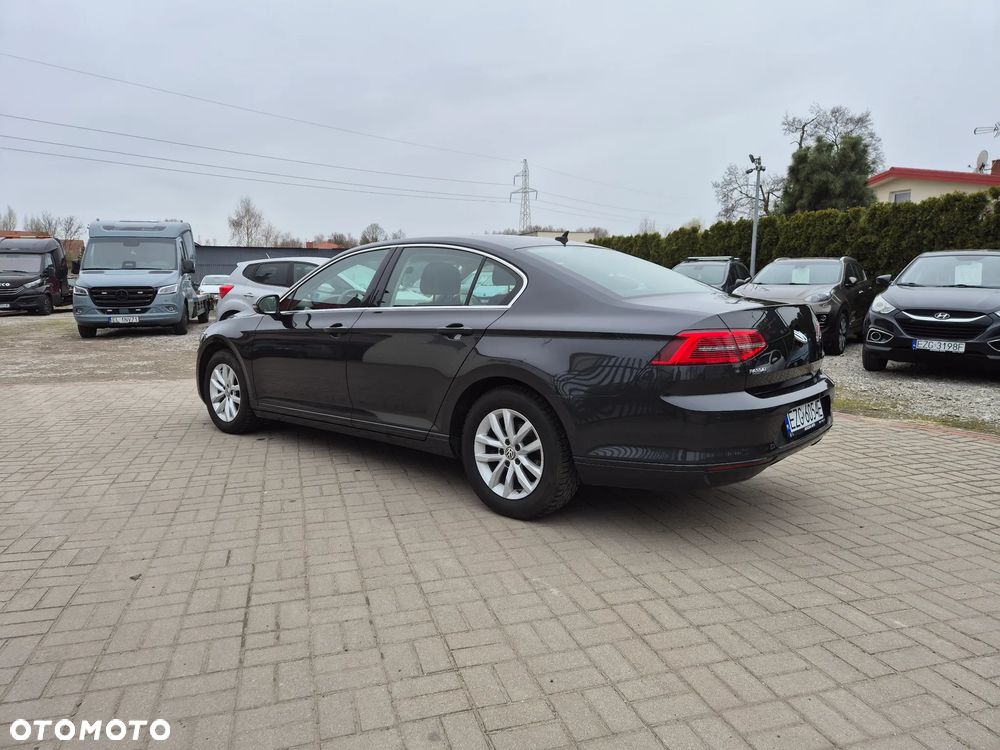 Volkswagen Passat 1.6 TDI BMT Comfortline - 2