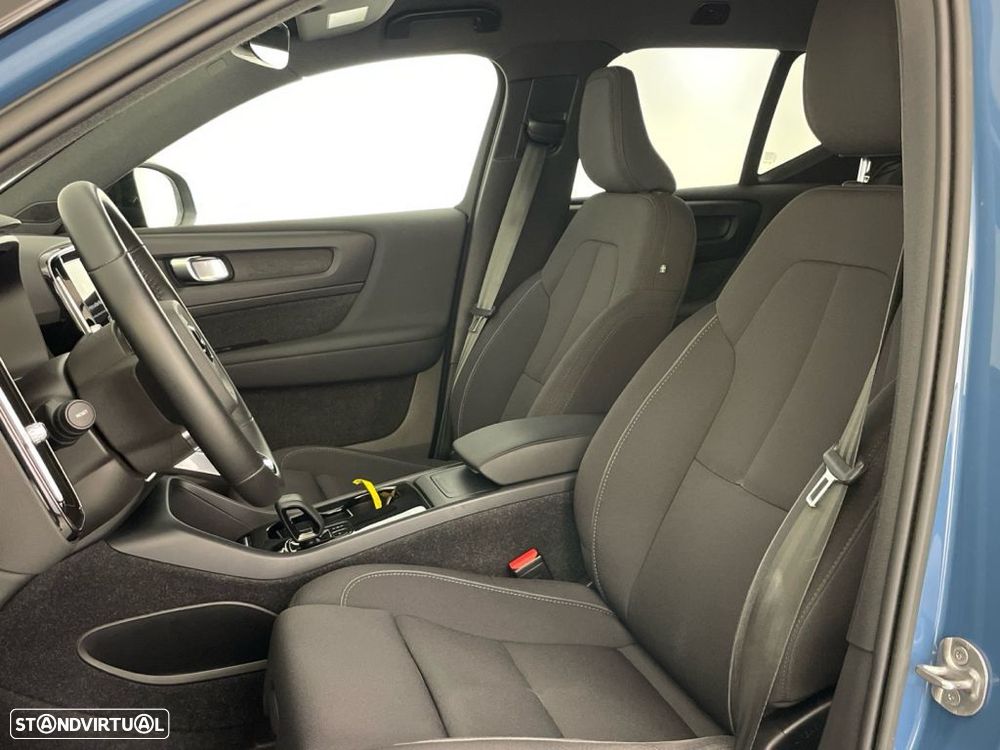 Volvo XC 40 Recharge Twin Plus - 17