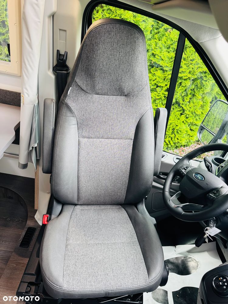 Ford Sunliving S75 SL - 25