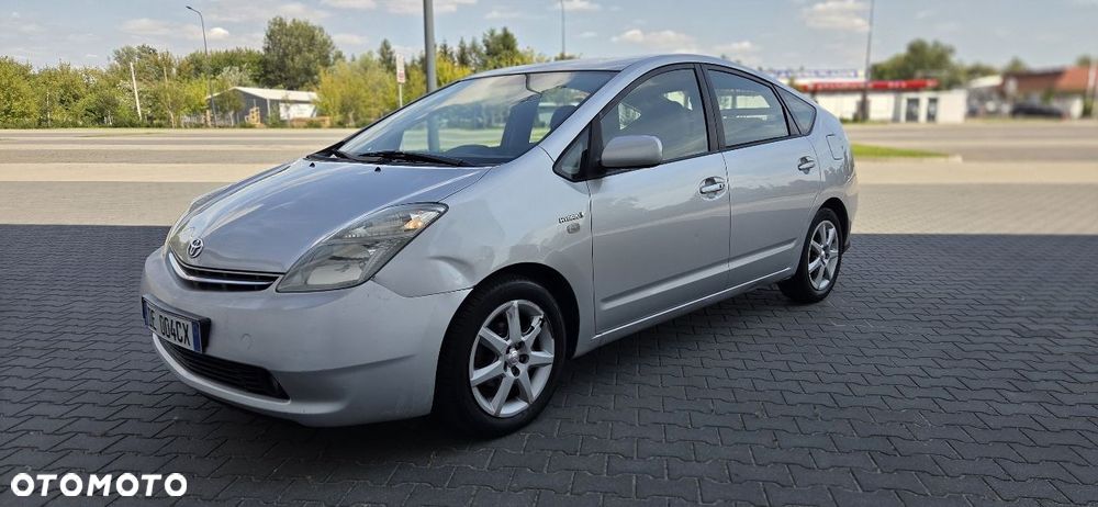 Toyota Prius 1.5 VVT-i Sol - 4