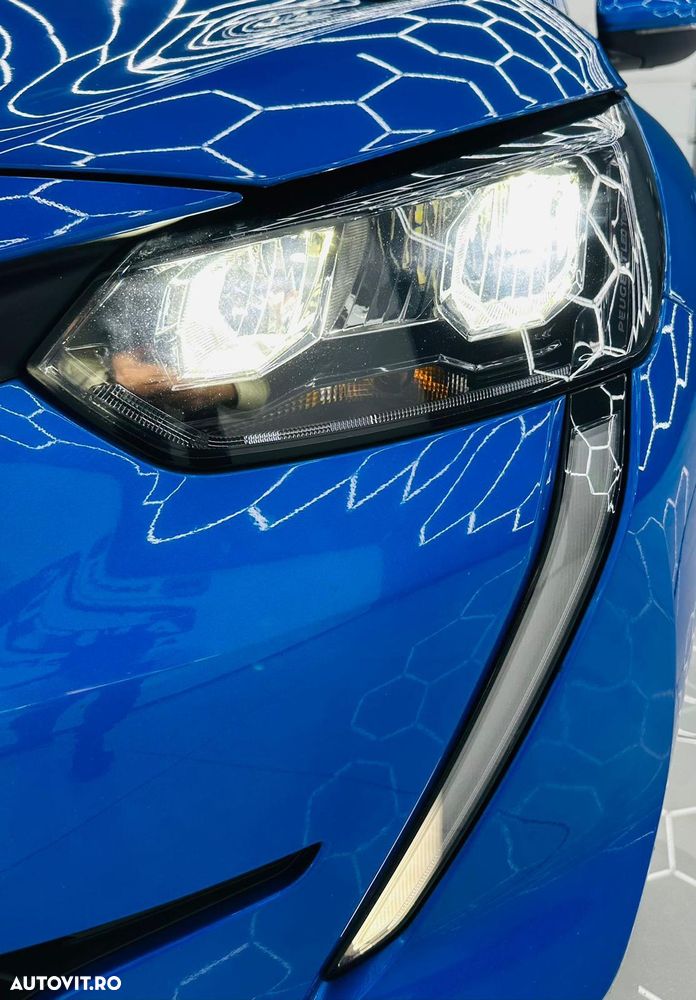 Peugeot 208 BlueHDi 100 Allure Pack - 11