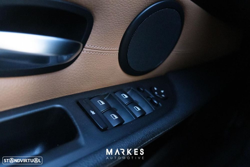 BMW 520 d Executive - 28