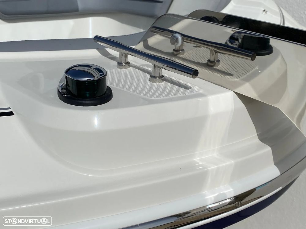 Bayliner VR6 OB - 41