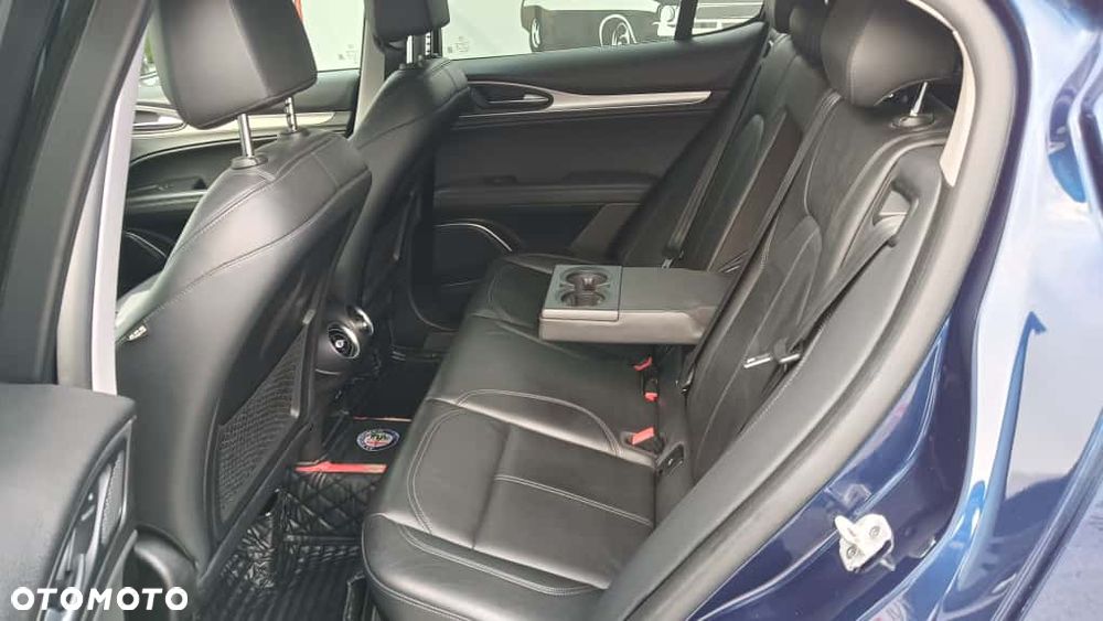 Alfa Romeo Stelvio 2.0 Turbo Executive Q4 - 20