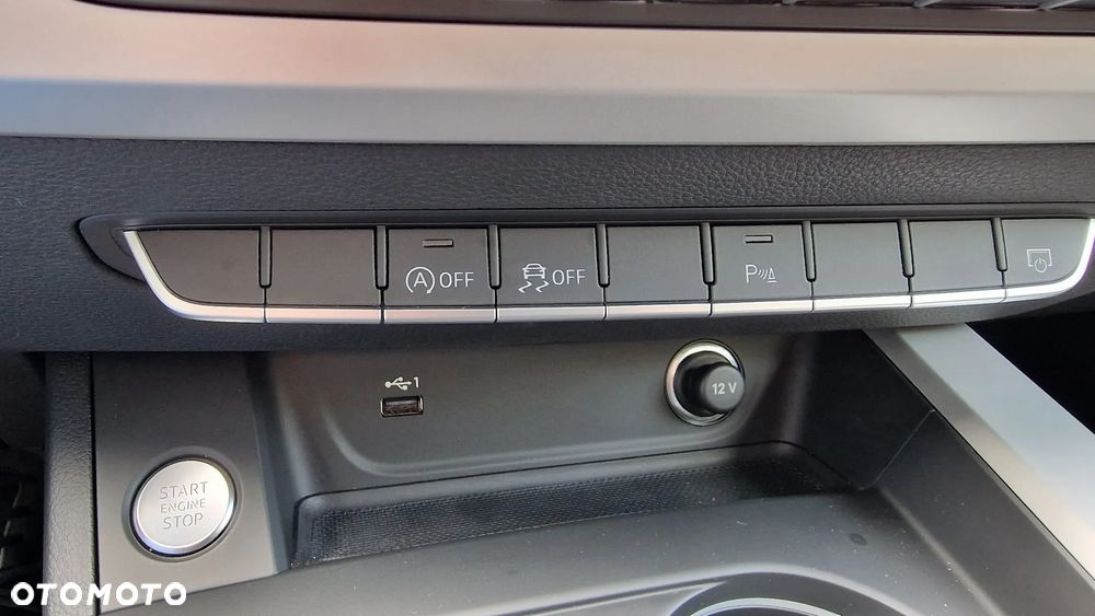 Audi A4 Limousine 35 TFSI mHEV Advanced S tronic - 28