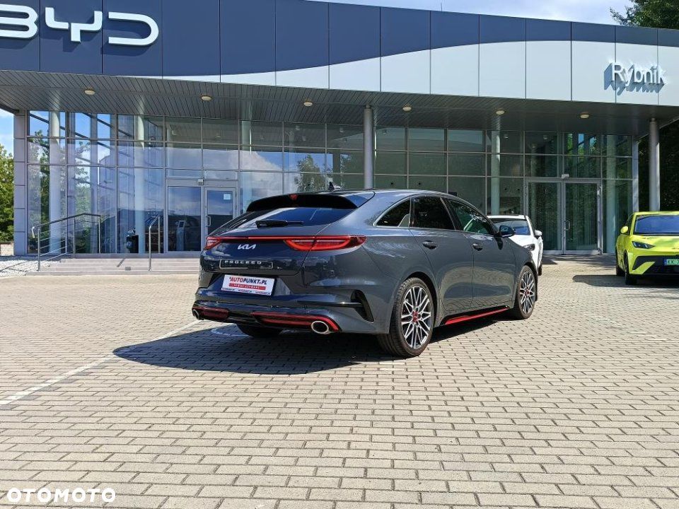 Kia ProCeed - 5