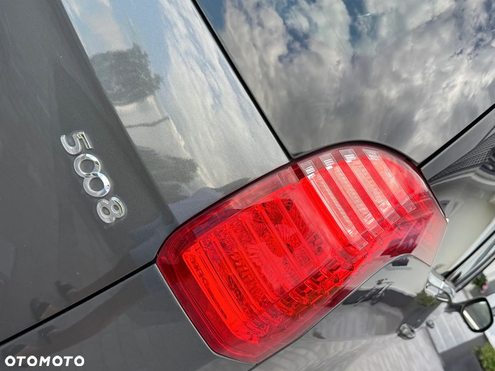 Peugeot 5008 HDI 115 Allure - 22