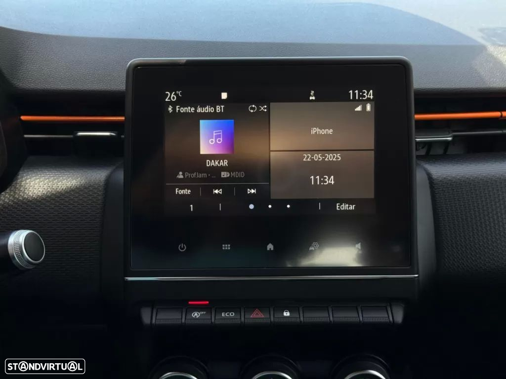 Renault Clio - 25
