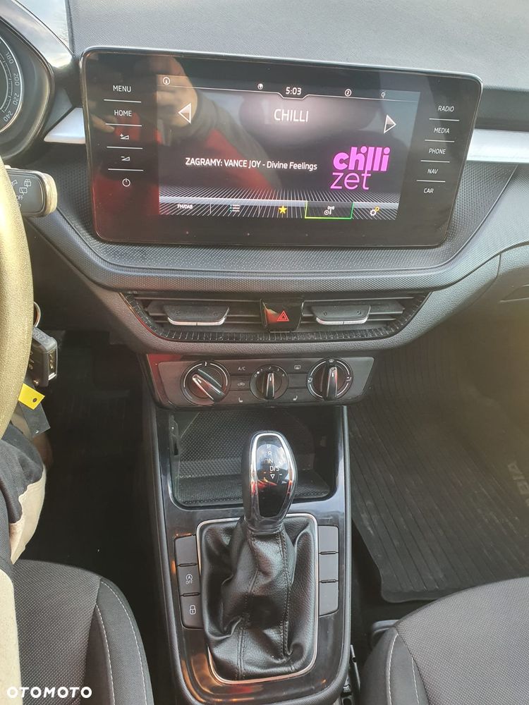 Skoda Fabia ver-1-0-tsi-ambition-dsg - 12