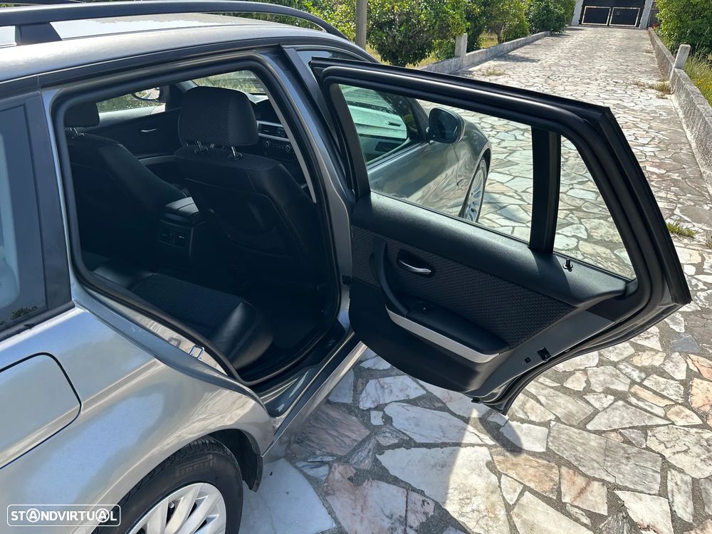 BMW 318 d Navigation - 35