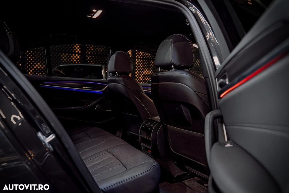 BMW Seria 5 530e xDrive Aut. - 14