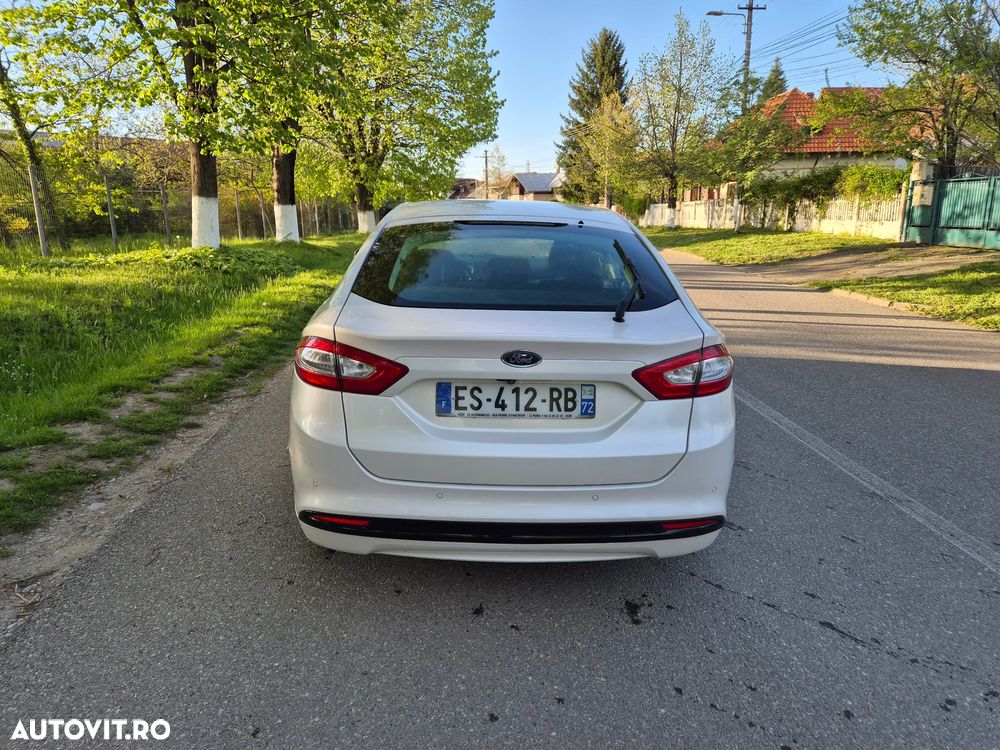 Ford Mondeo 2.0 TDCI Start-Stopp PowerShift-Aut Business Edition - 32