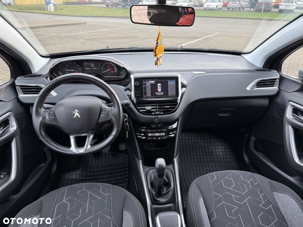 Peugeot 2008 PureTech 82 Style - 11