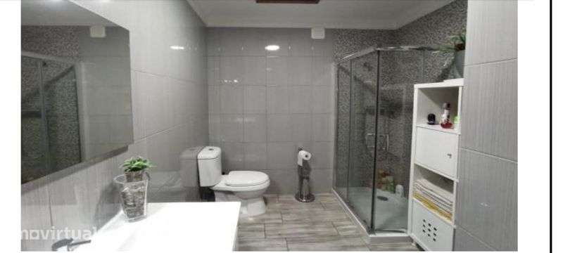 Alugo T2 Furadouro - Grande imagem: 4/6