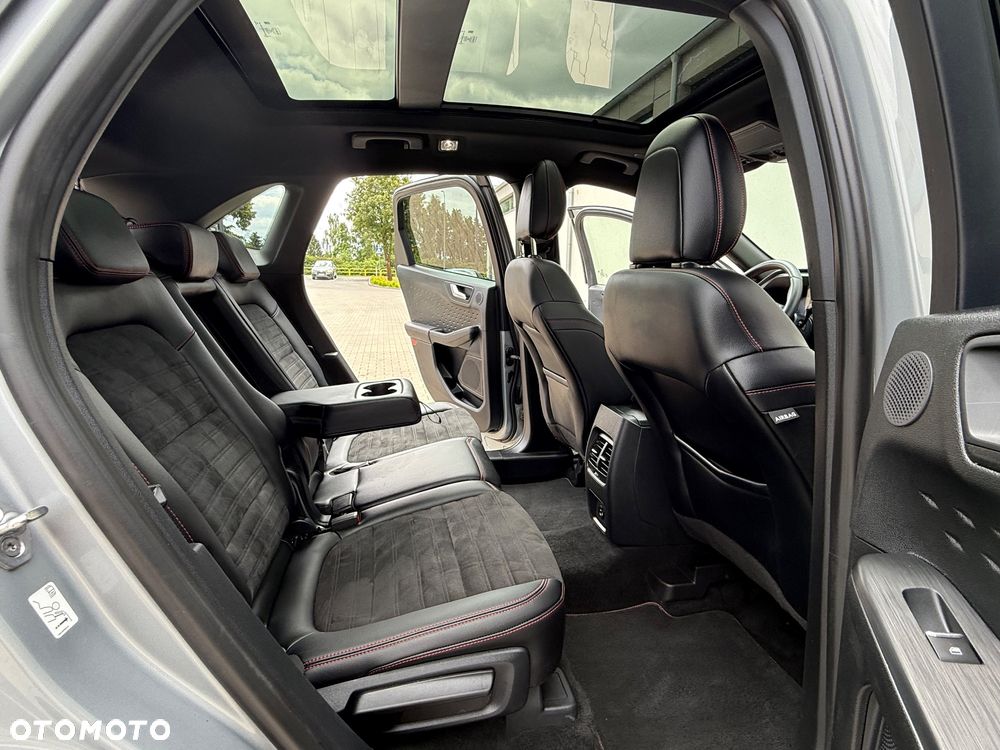 Ford Kuga 2.0 EcoBlue Hybrid ST-LINE - 22