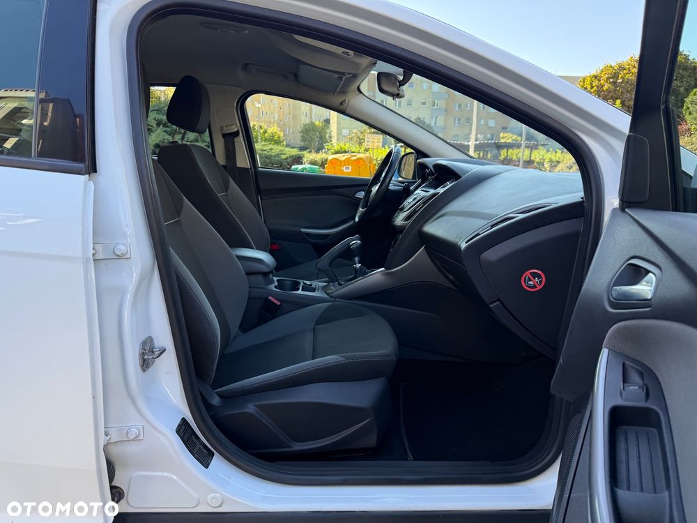 Ford Focus 1.6 TDCi Edition - 17