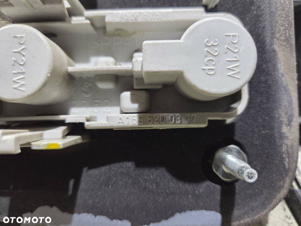 LAMPA LEWA TYLNA MERCEDES-BENZ W245 - 3